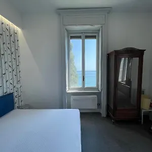 Bed & Breakfast Villino Saraceno Rostain, Borgio Verezzi