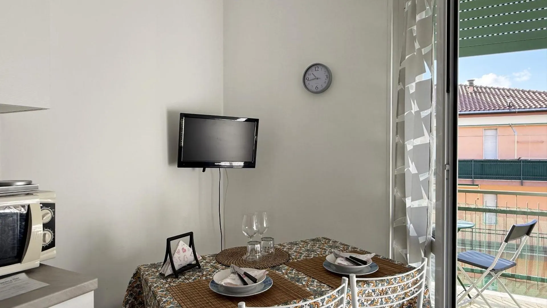 200 Mt Dal Mare - Relax Con Terrazzo E Vista Apartment Borgio Verezzi Italy